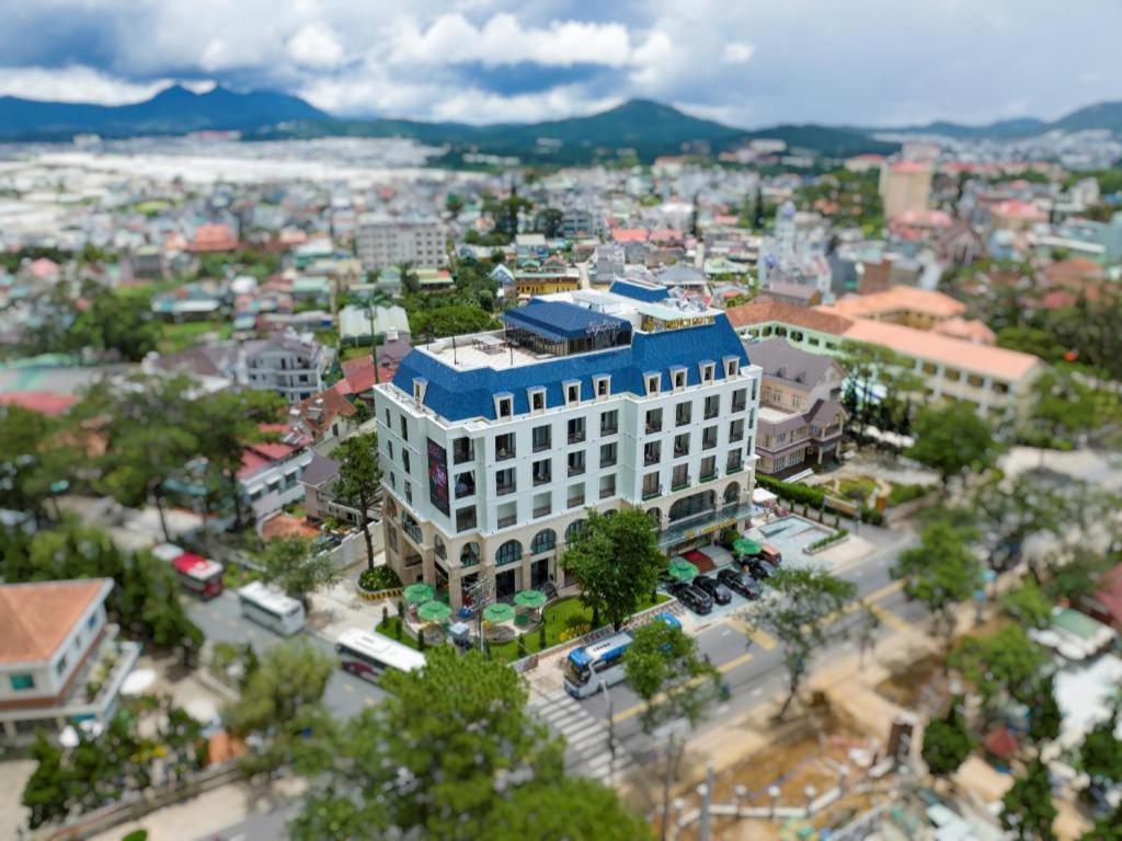 Da Lat Prince Hotel Exterior photo